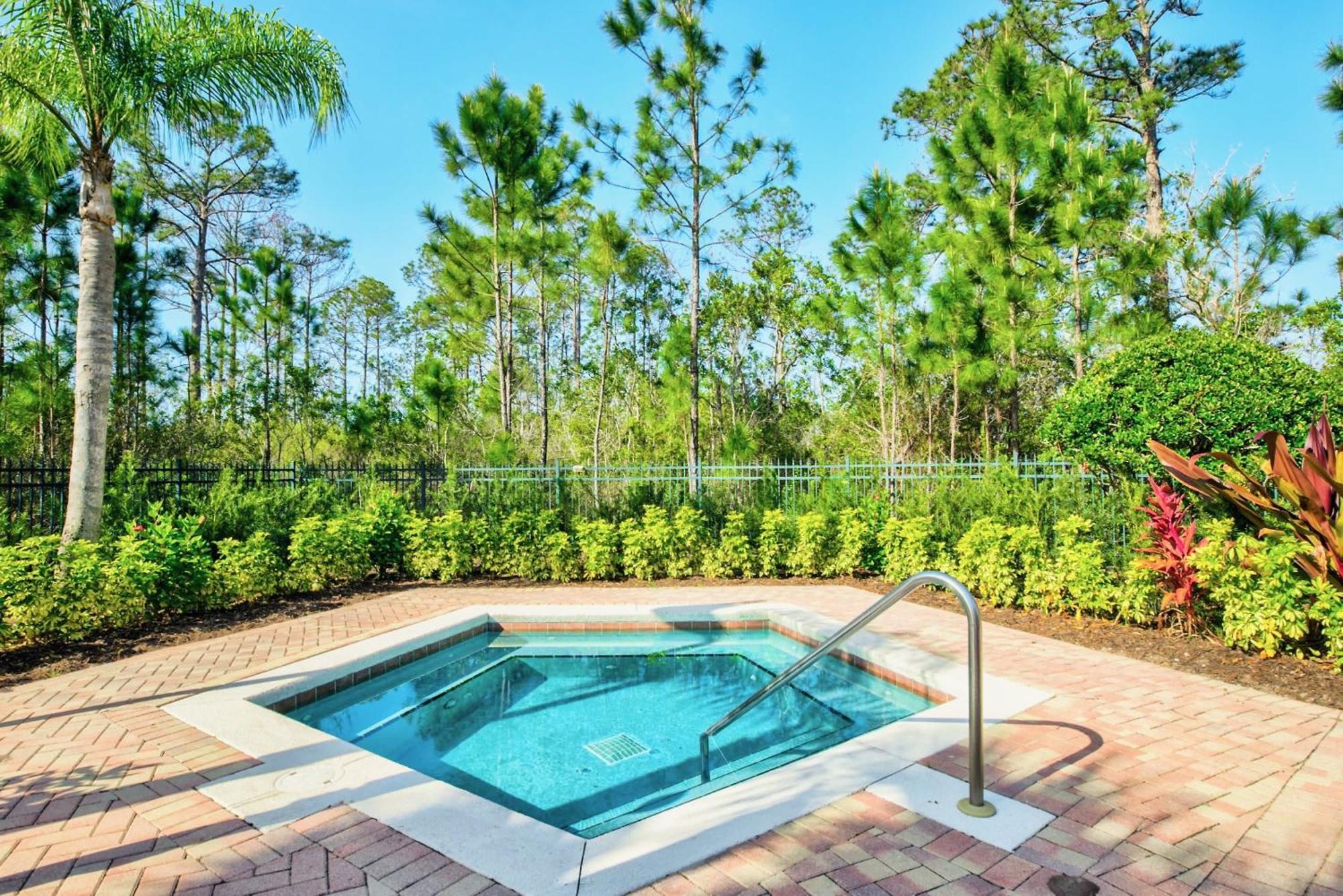 Spacious 3Br Near Disney - Pool And Hot Tub! Orlando Kültér fotó